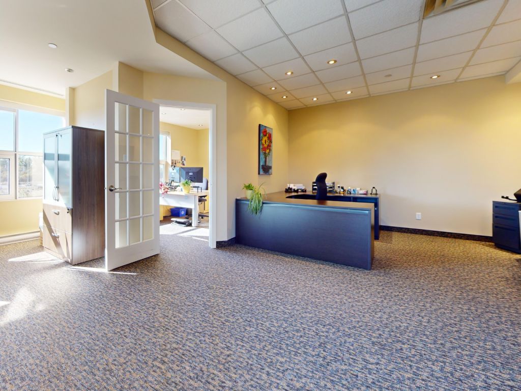 OFFICE SPACE FOR RENT 2000 sqft. - LAVAL