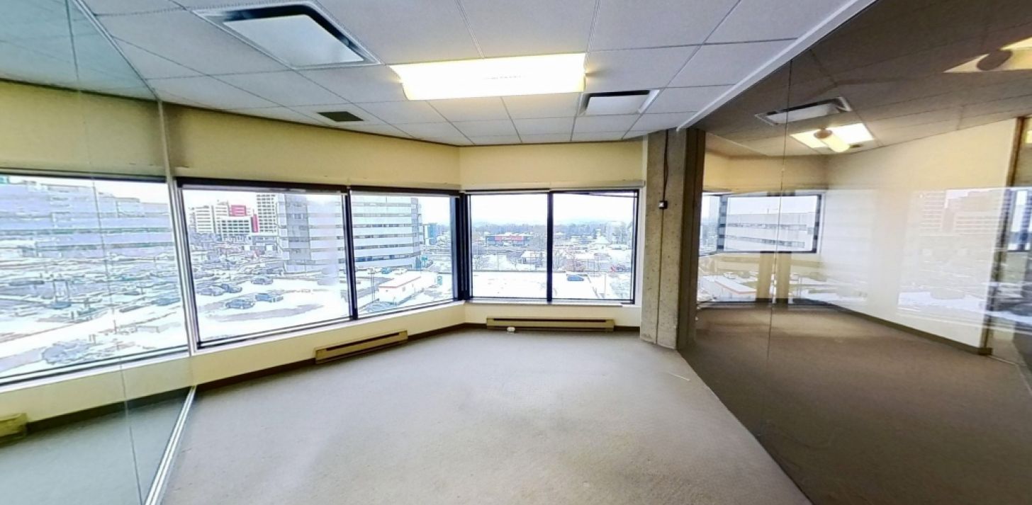 Espace de bureaux moderne  Place Iberville II - À louer