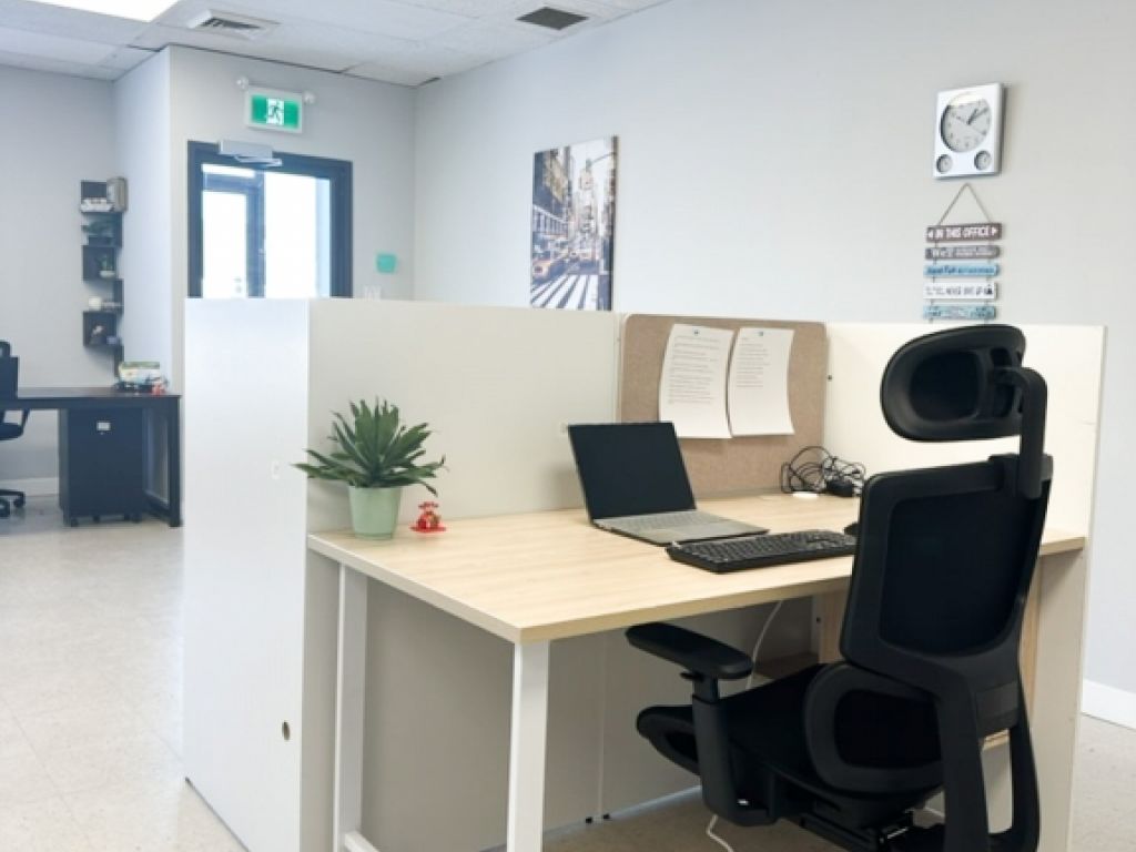 Espaces de bureaux flexibles, de coworking et d'entrep�ts | Saint-Laurent | � partir de 99 $