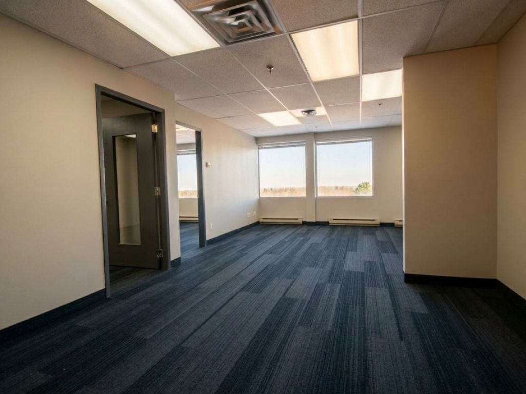 Professional and Commercial Office Space for Lease in Brossard