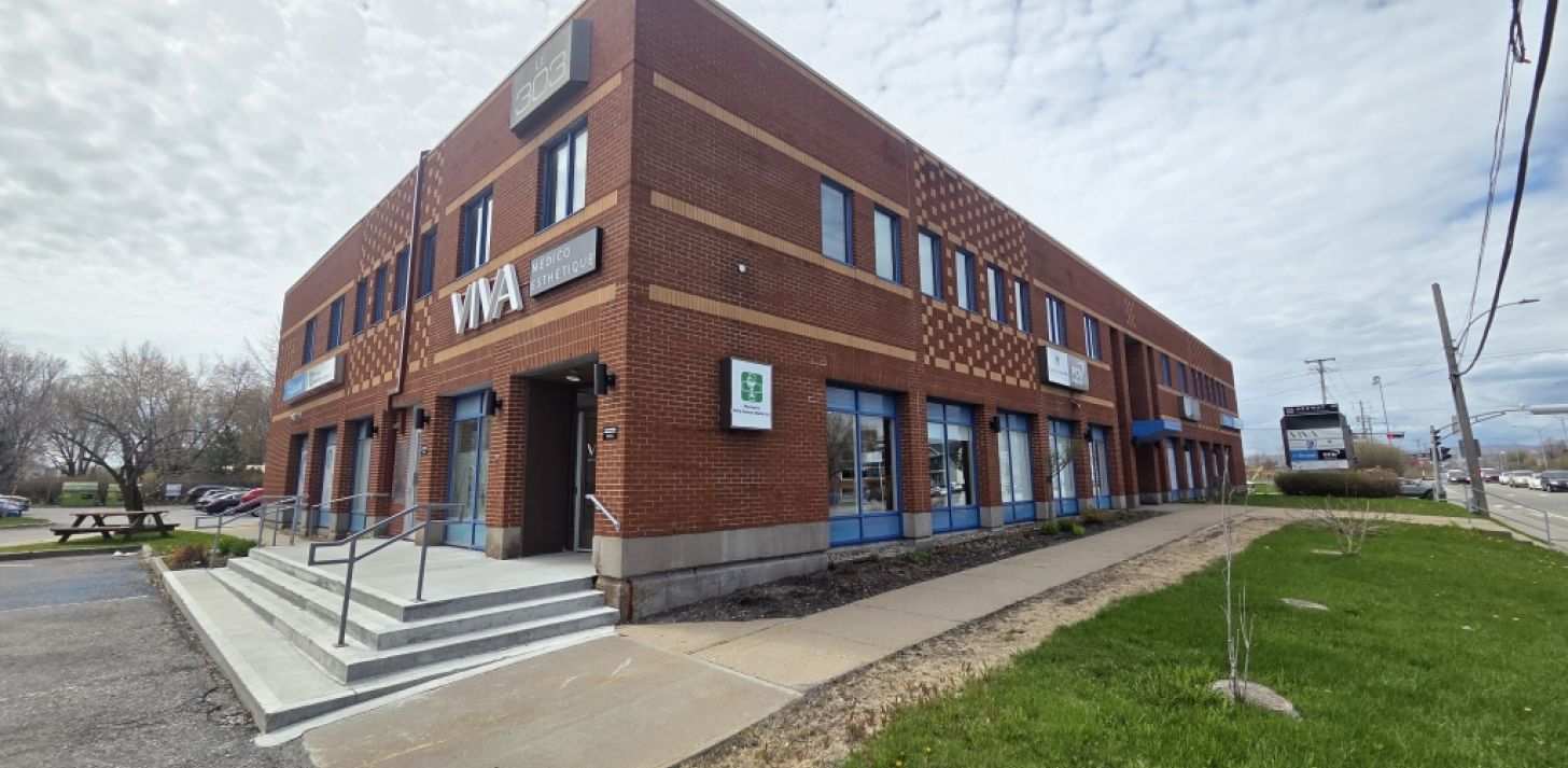 Local commercial &agrave; louer &agrave; Vanier � 303, boulevard Pierre-Bertrand, local 103 - For Rent