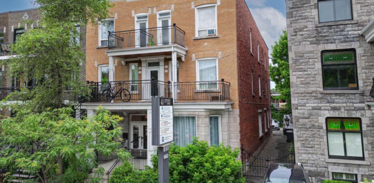 Very large semi-commercial 5plex for sale in Montreal - For Sale