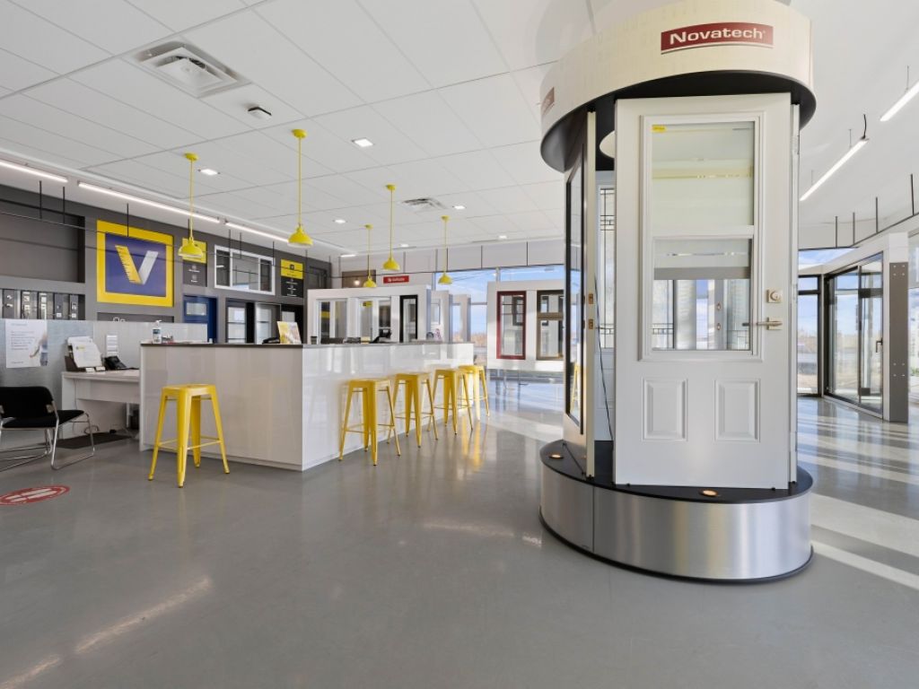Immeuble comm/ind  vendre, showroom, entrept St-Basile