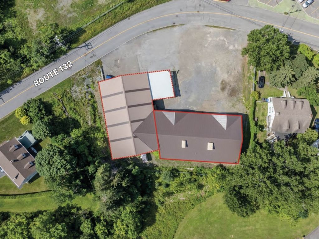 Commercial space for rent Riviere-du-Loup 2,000 to 9,828 sqft