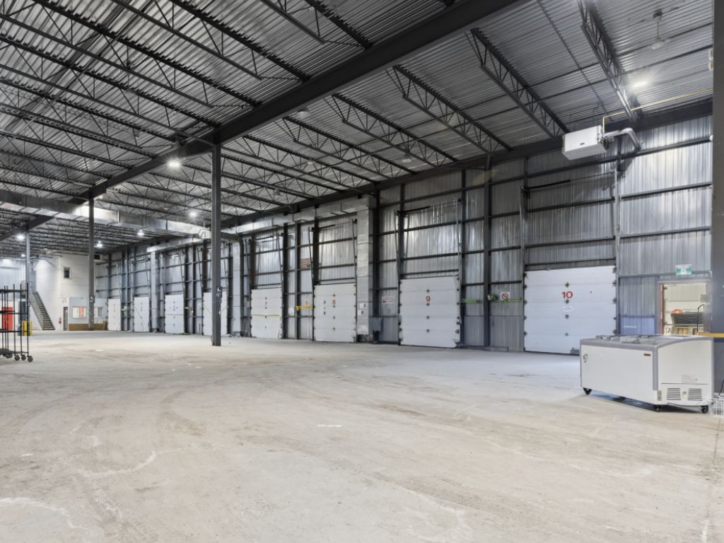 Immeuble industriel  LOUER