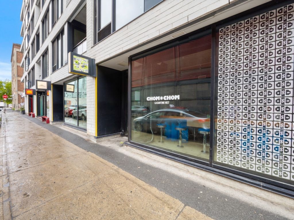 COMMERCIAL SPACE FOR LEASE