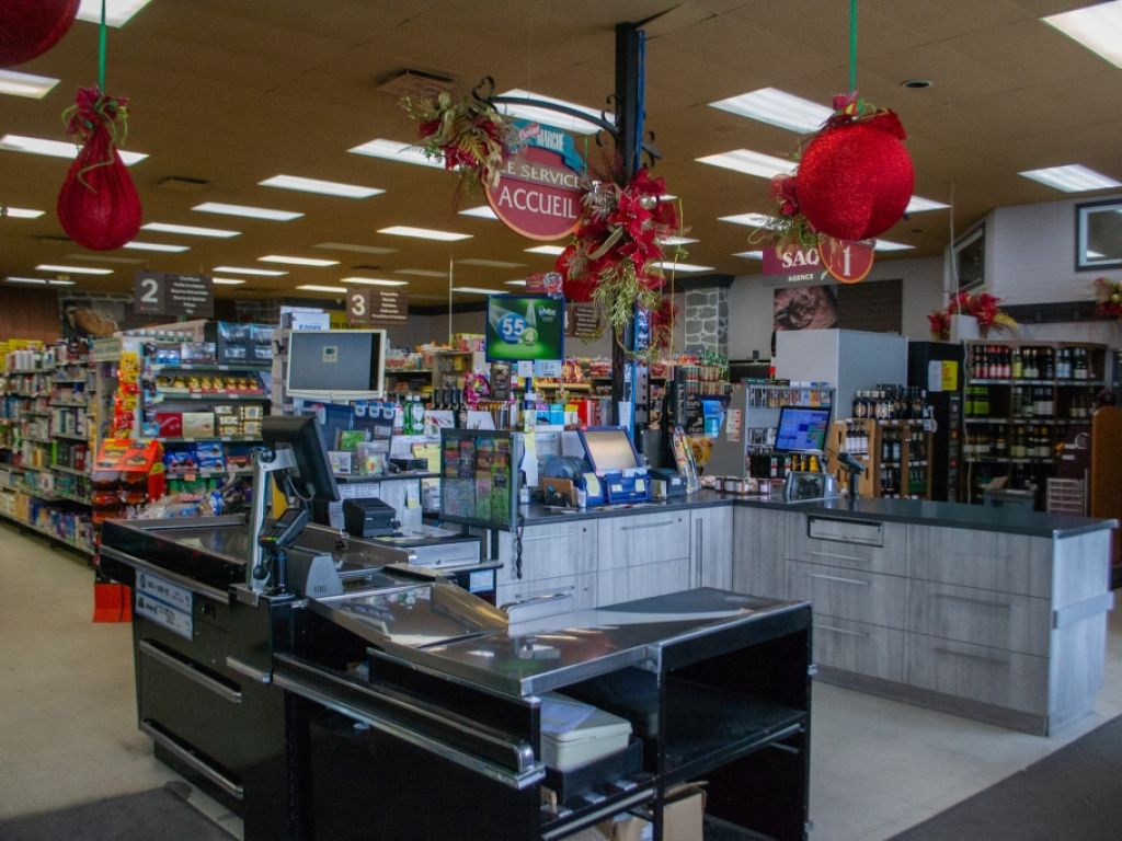 Intermarch� Saint-Zacharie