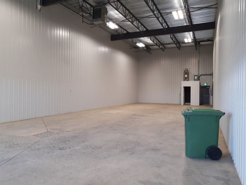 industrial local for rent 2 640sf (33x80)
