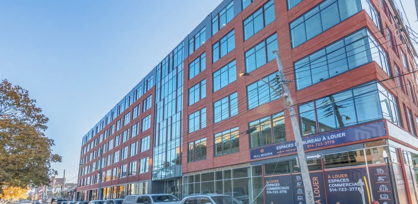Espace de bureau neuf à louer au Mile-Ex  - À louer