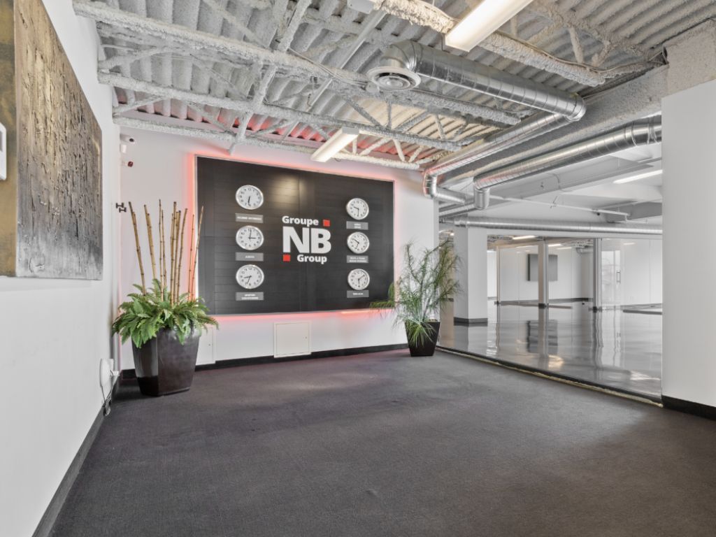 Espace COMMERCIAL / BUREAU  louer
