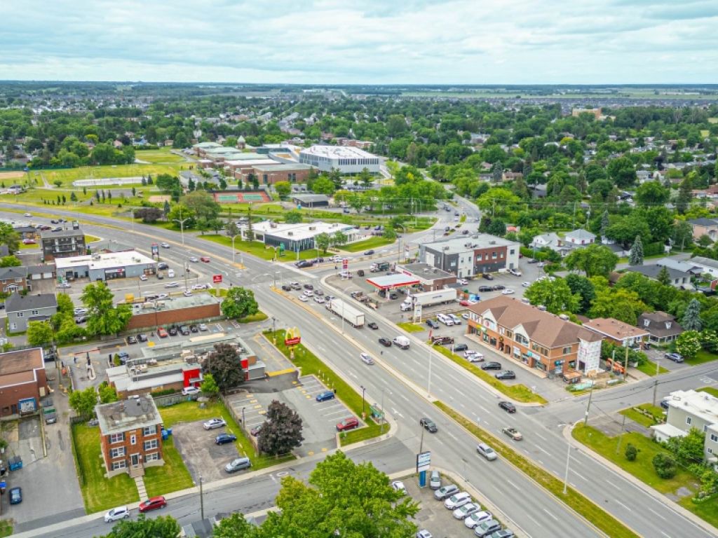 Bureau  louer  1000  3000 pc  Secteur de choix  Chambly