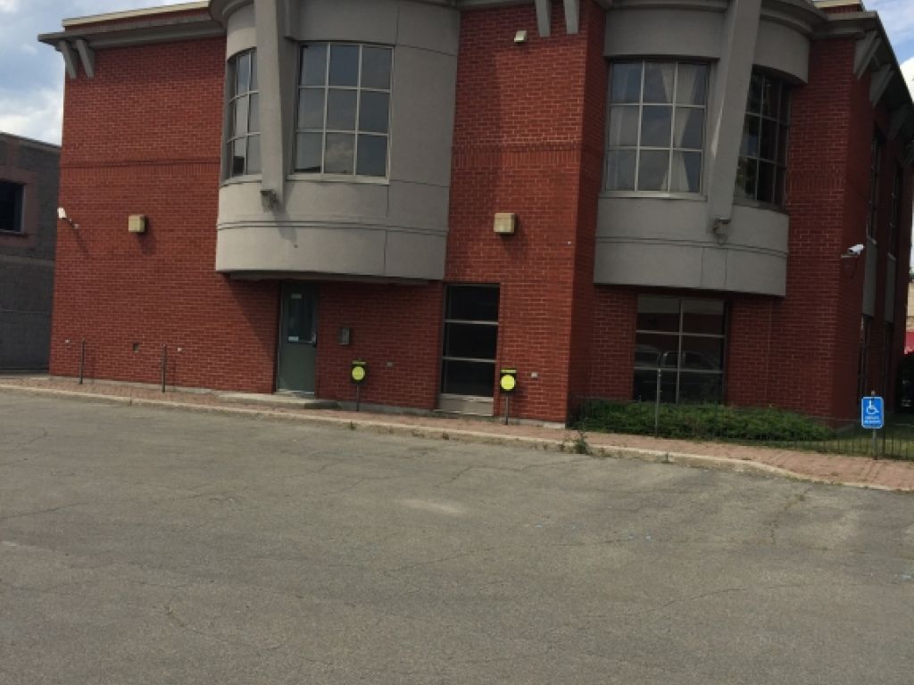 Office to rent