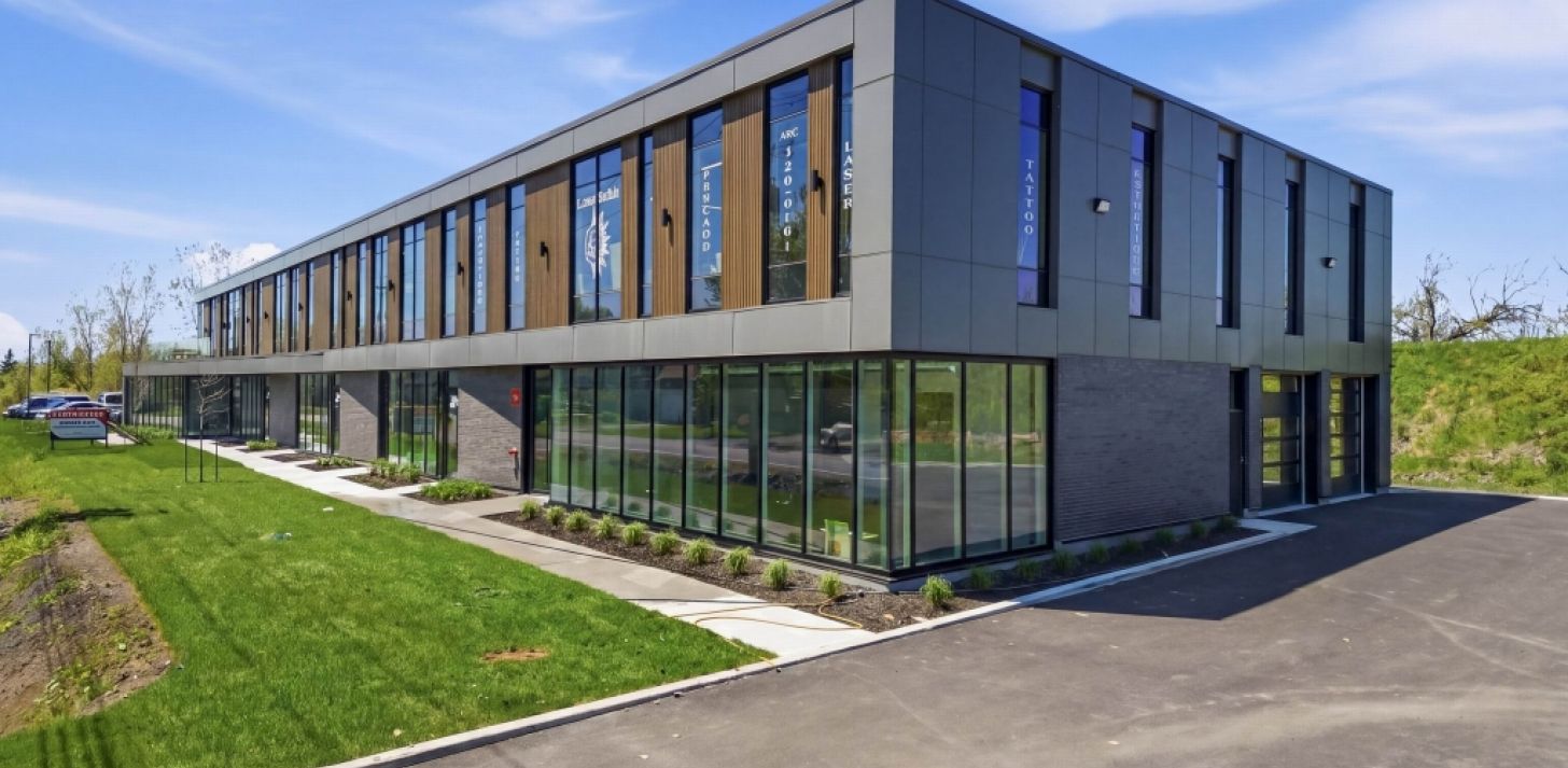 Espace Industriel et Commercial de 1er Choix &agrave; Louer - &Agrave; louer