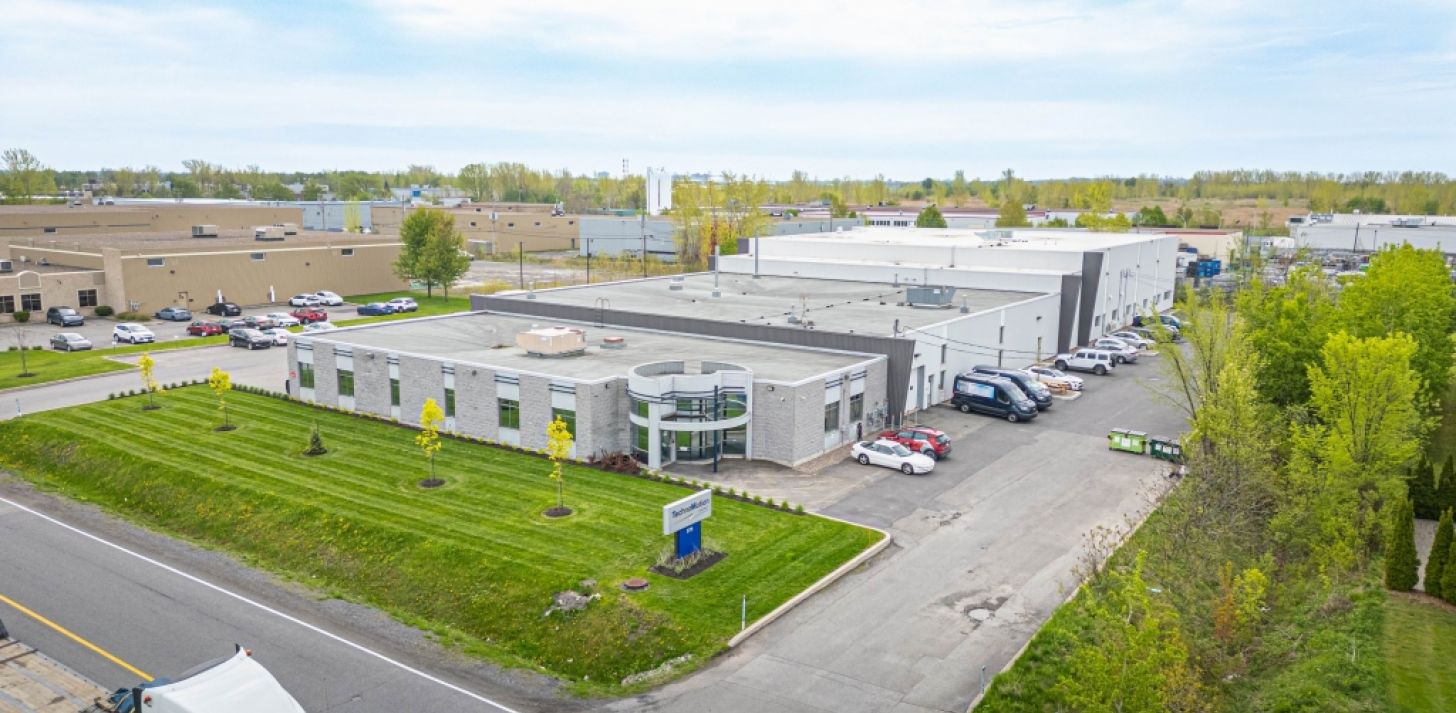 6,500 to 15,500 sqft for rent industrial building in Candiac - For Rent