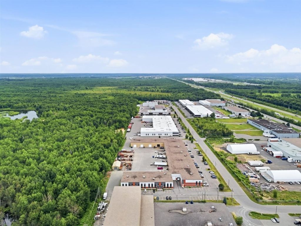Condo industriel � vendre