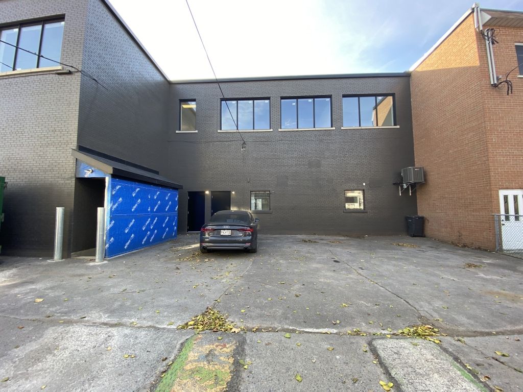  Commercial or office space for lease in Montreal