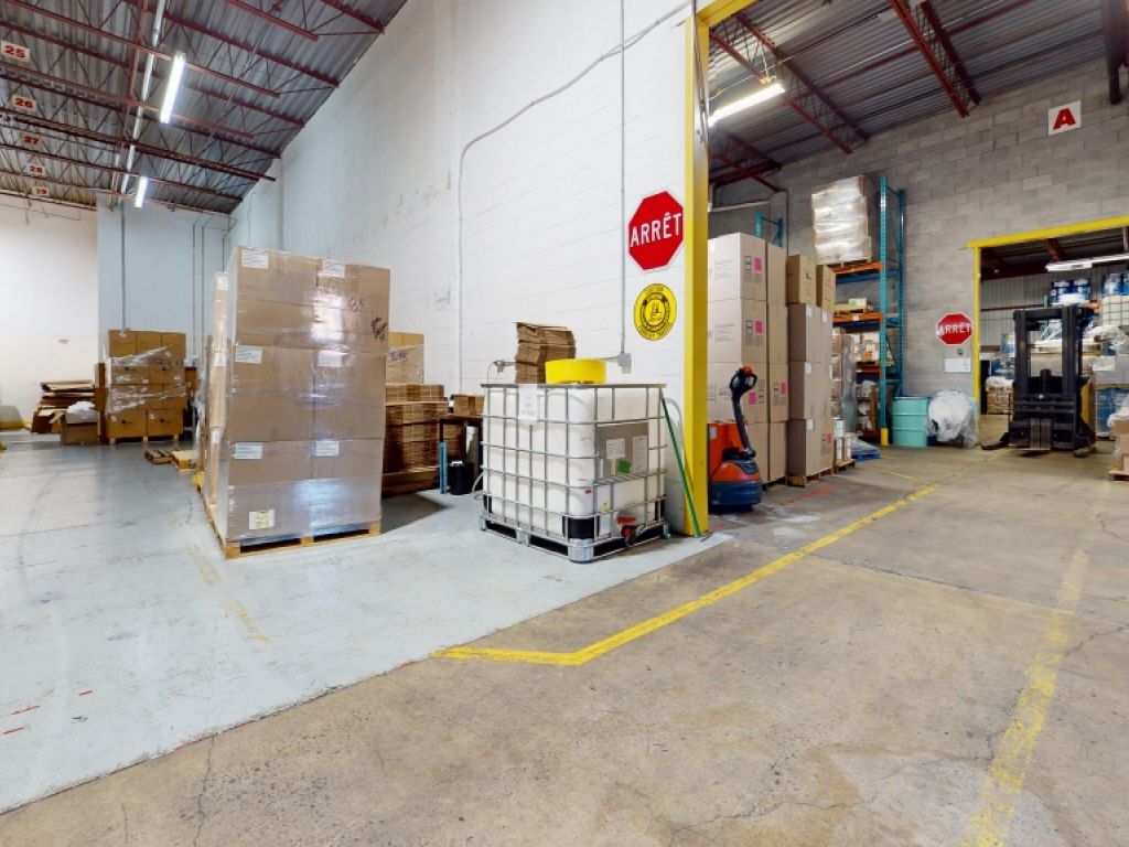 Local industriel � louer | Boisbriand | +40 000 PI�