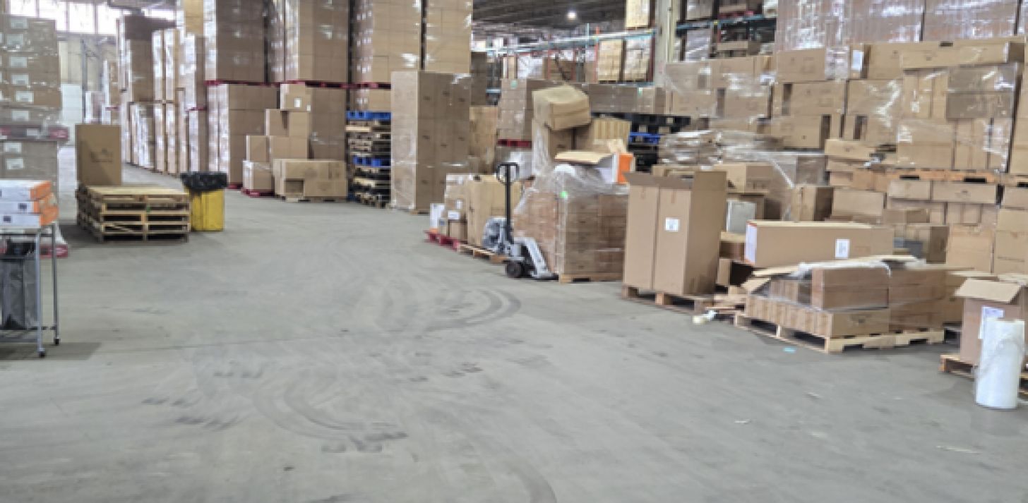 Entrepôt à louer de 2,000 à 50,000 pc, Saint-Laurent - À louer