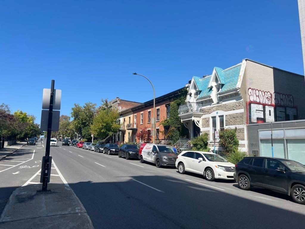 Bureau 1888 pc Possibilit� de Garage Plateau-Mont-Royal