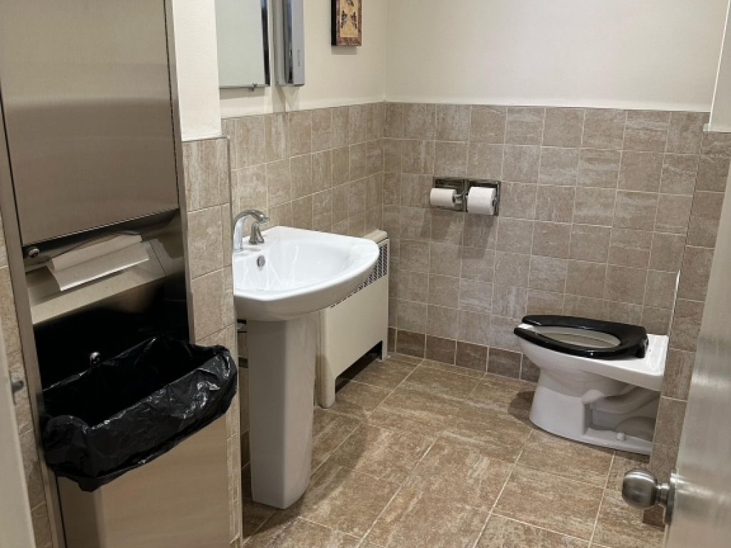 Professionel offices for rent in Ahuntsic