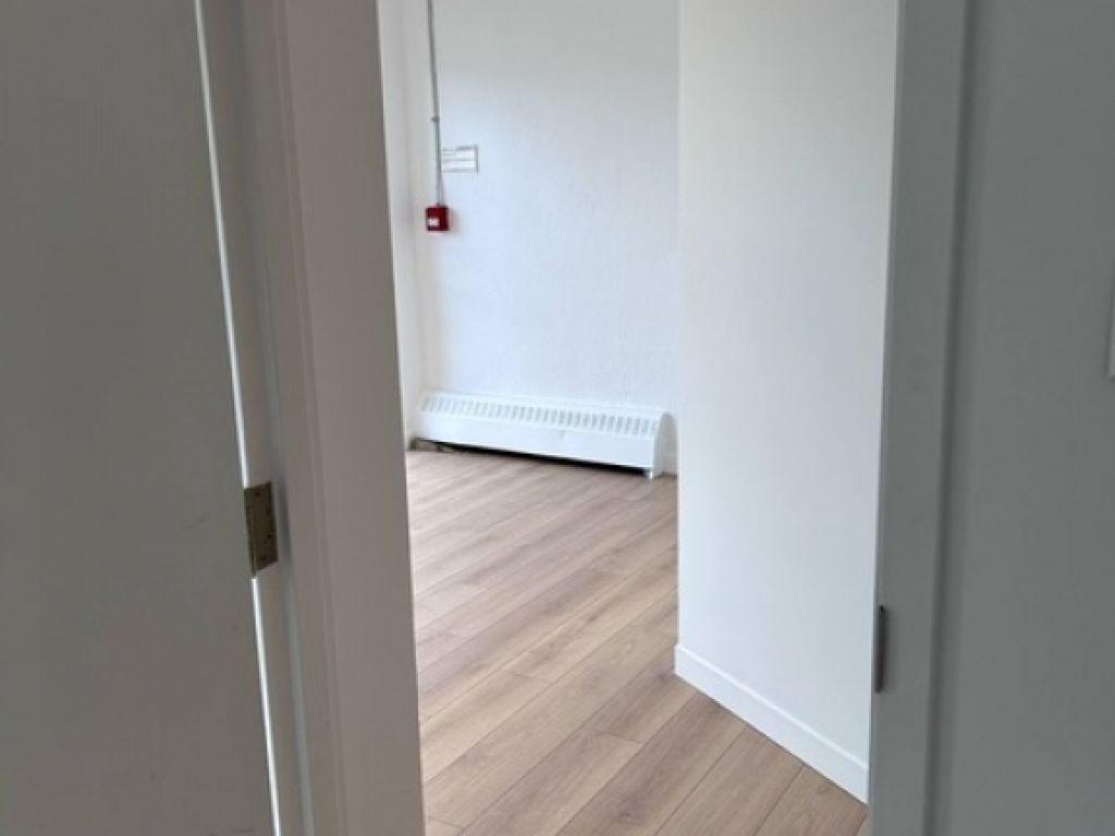 Commercial space for rent - Longueuil