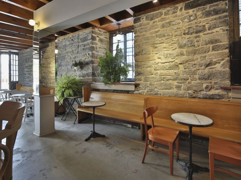  Commercial space in old Montreal