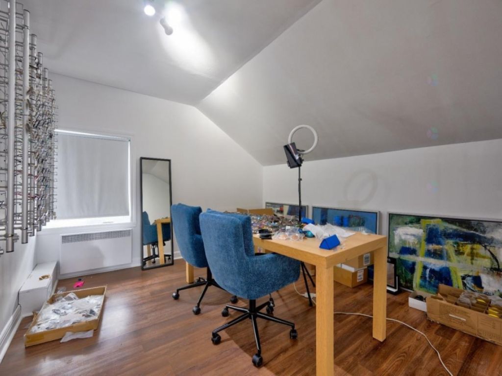 Building for rent Cure-Labelle Blvd Sainte-Therese