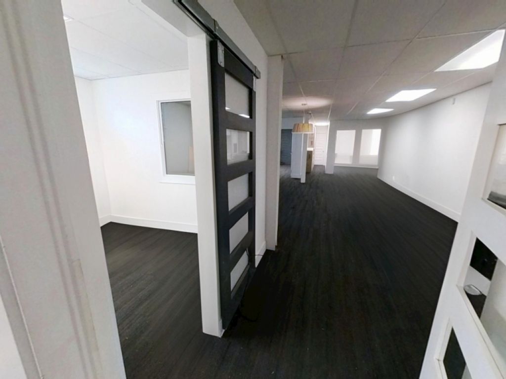 LOCAL 602 - LOCAL INDUSTRIEL  NEUVILLE