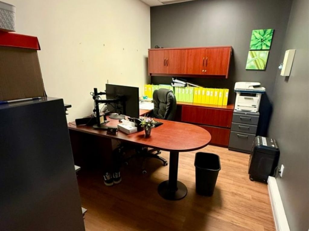Industrial premises for rent