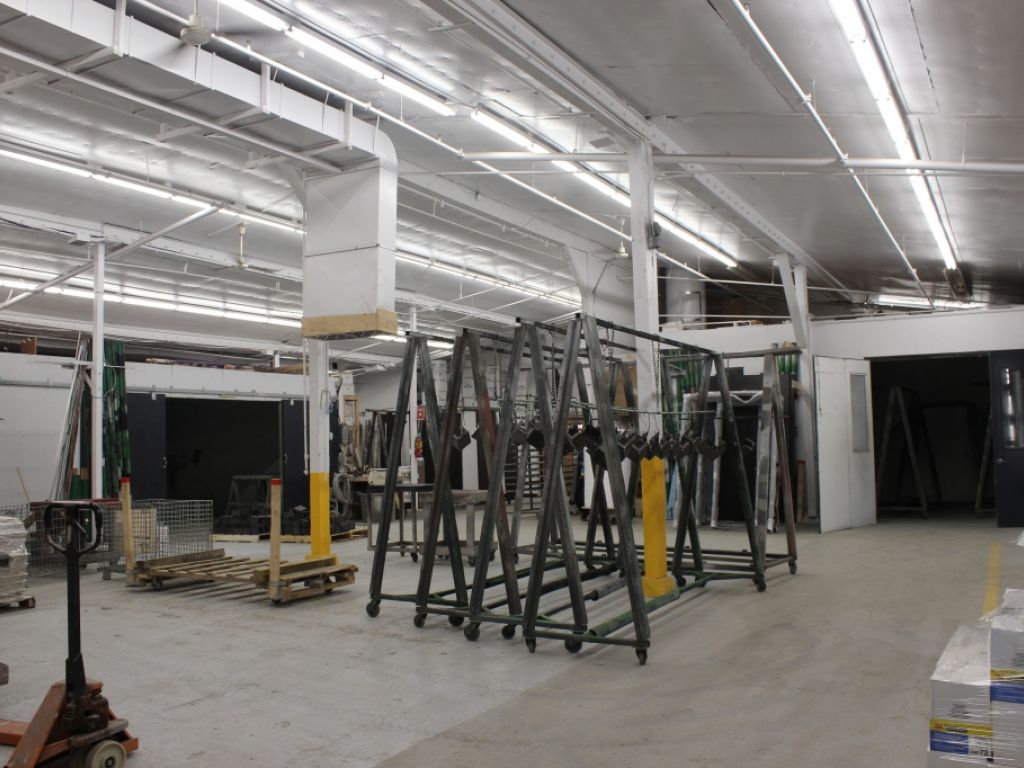 Commercial building for rent - Quartier St-Malo