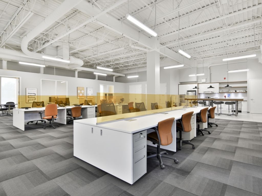 Espace bureau situ dans le projet DISTRICT de Brossard