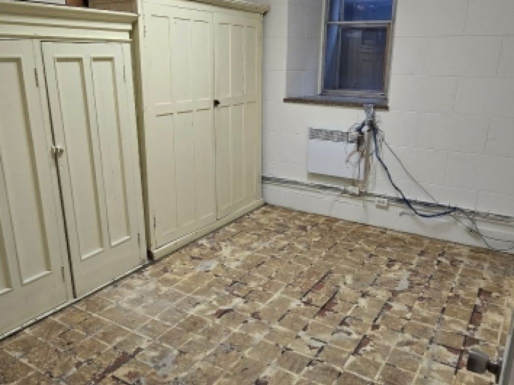 1250 sqft space for non-profit organization in Outremont