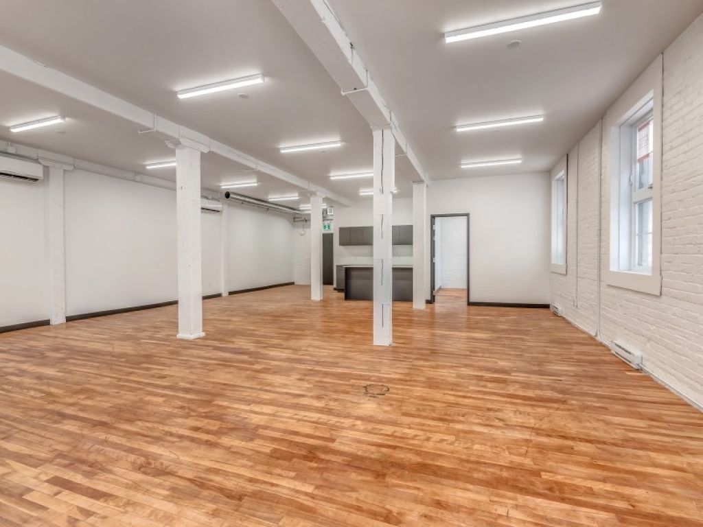 Newly renovated loft offices for rent in Little Italy/Rosemont