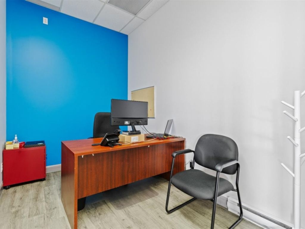 Condo commercial � vendre