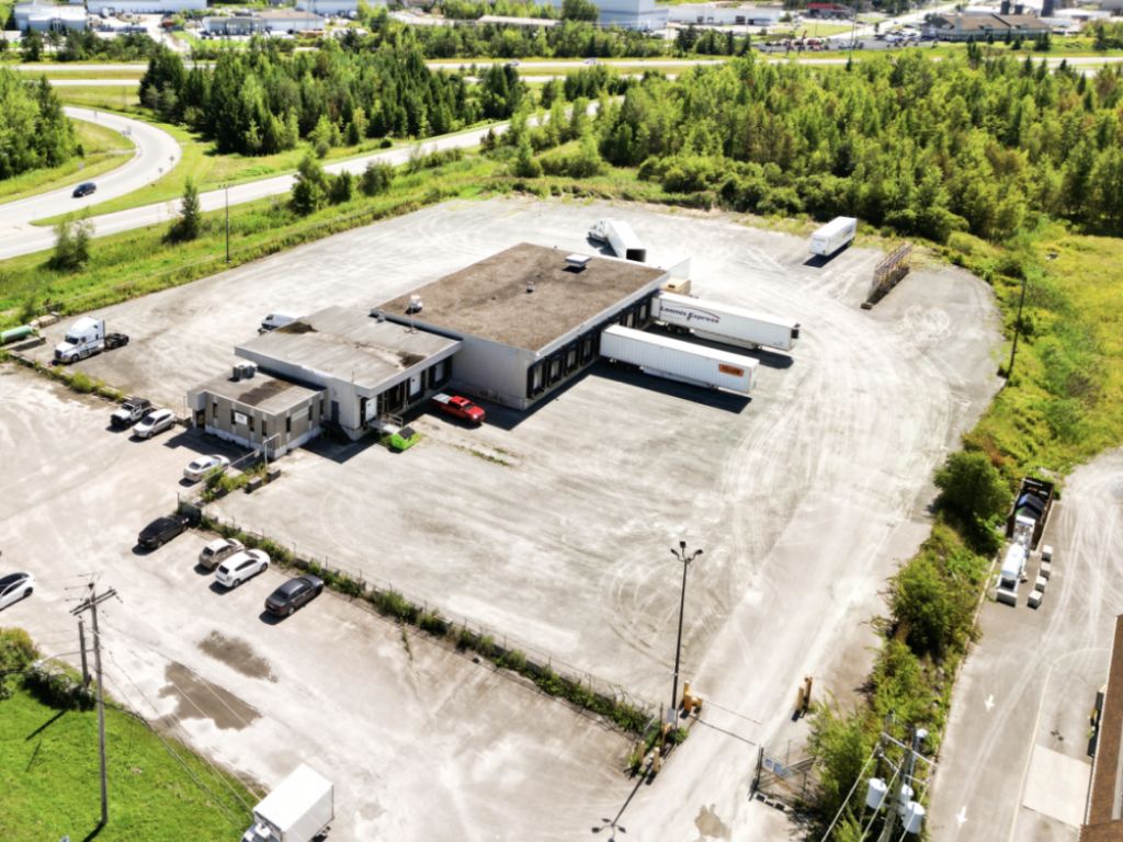 Espace industriel à sous-louer