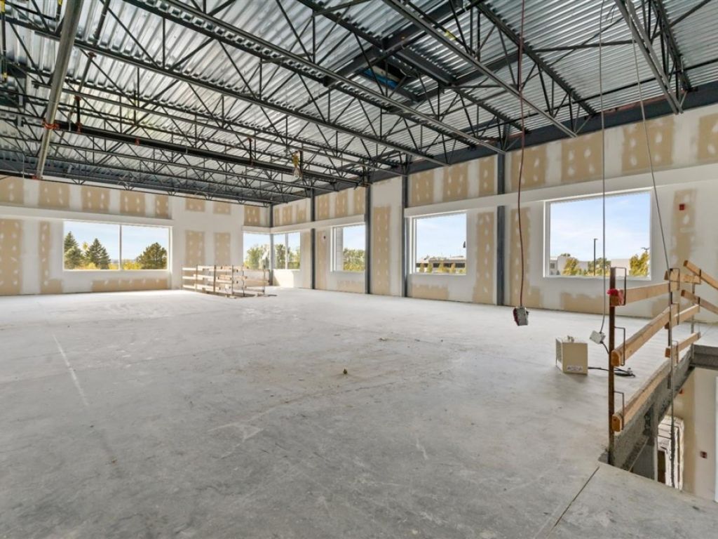 Industrial/Office/Showroom Space for Rent � 306 All�e du Golf, unit 104-112, Saint-Eustache