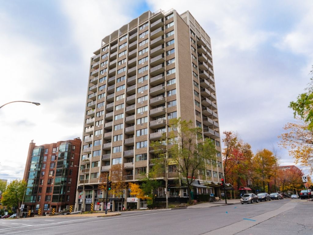 OFFICE TO RENT 755 SQF, PLATEAU MONT-ROYAL, NEAR METRO SHERBROOKE