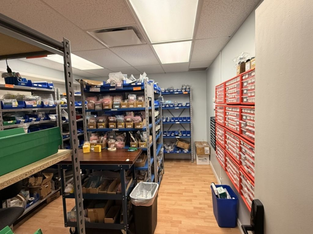 Sous-location �  Local industriel avec bureaux � L�vis