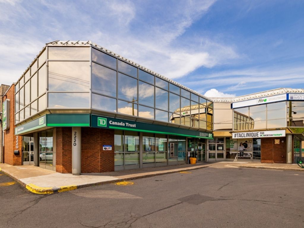 Professional and Commercial Office Space for Lease in Brossard
