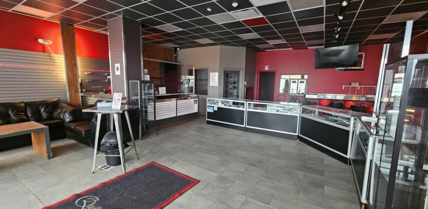LOCAL COMMERCIAL CHARLESBOURG - For Rent
