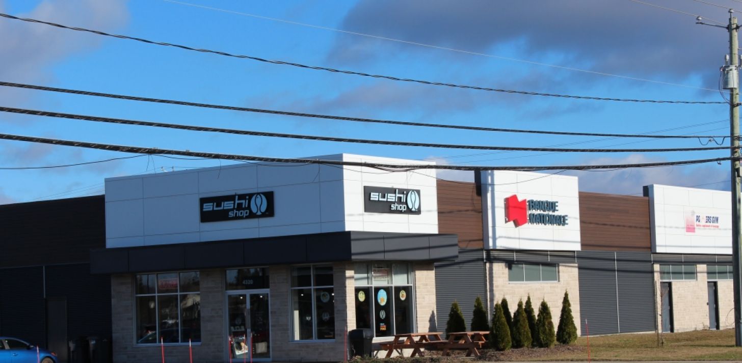 Local commercial &agrave; Sainte-Catherine-de-la-Jacques-Cartier - &Agrave; louer