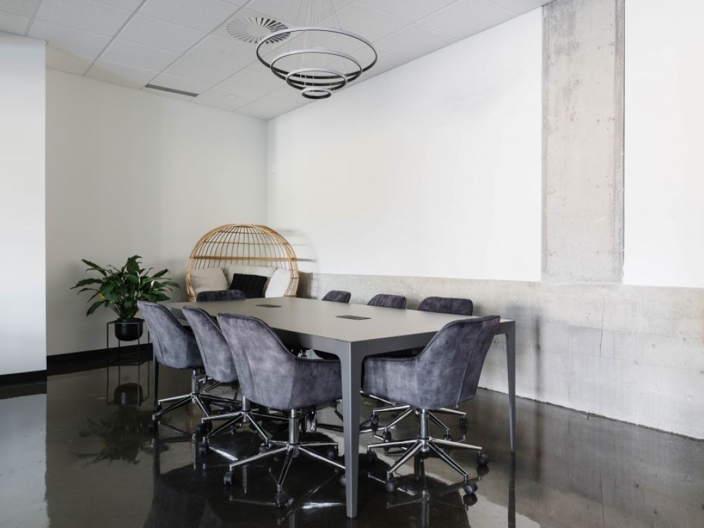Salle de runion / confrence  louer  la journe ou  l'heure