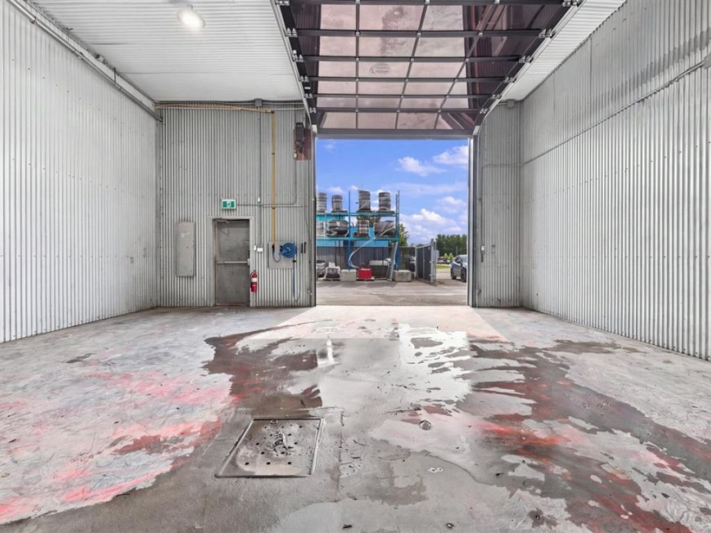 B�tisse industrielle � vendre