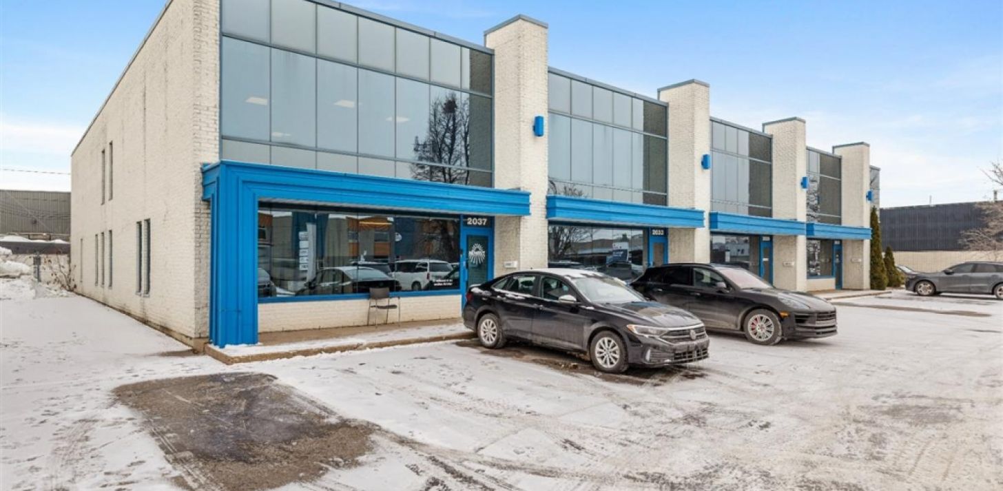 Office space for lease - 2037 Rue Michelin - For Rent
