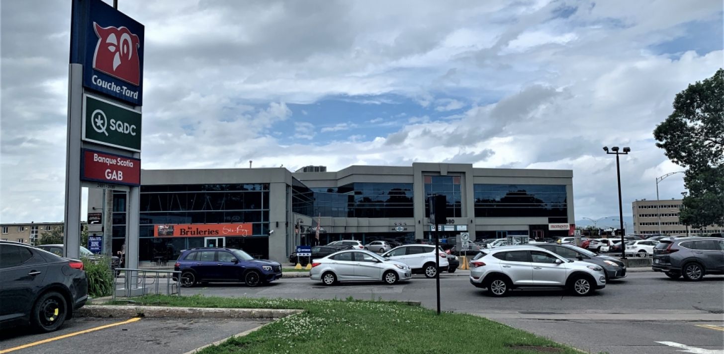 LOCAL COMMERCIAL - CARREFOUR STE-FOY - À louer