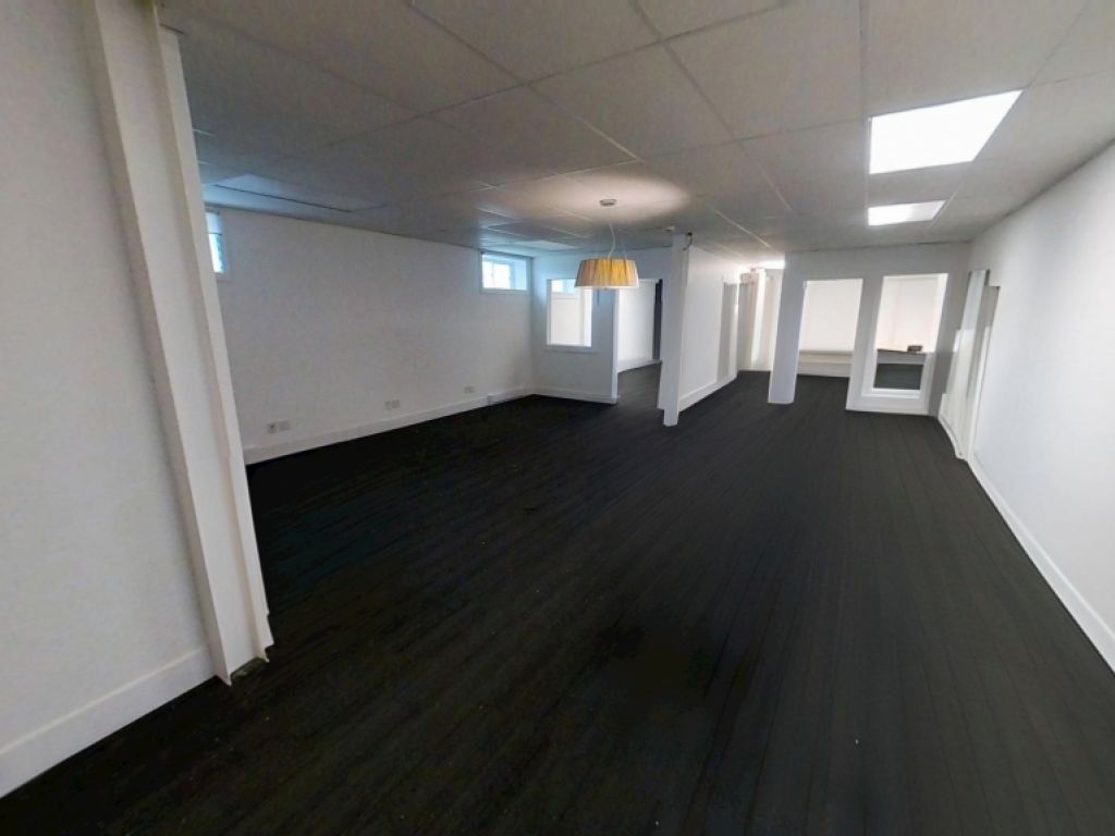 LOCAL 602 - LOCAL INDUSTRIEL  NEUVILLE