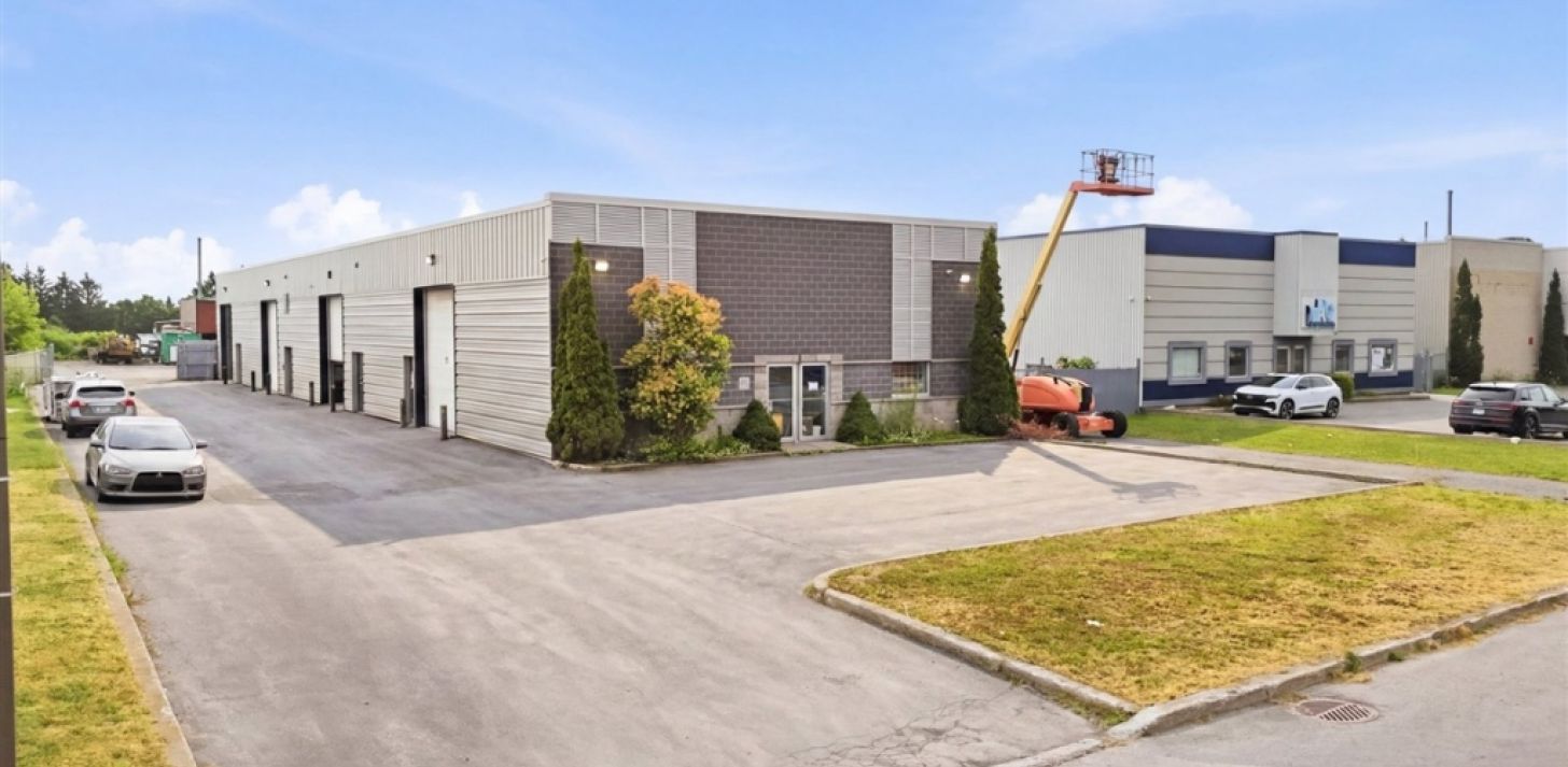 B&acirc;tisse industrielle &agrave; vendre - &Agrave; vendre