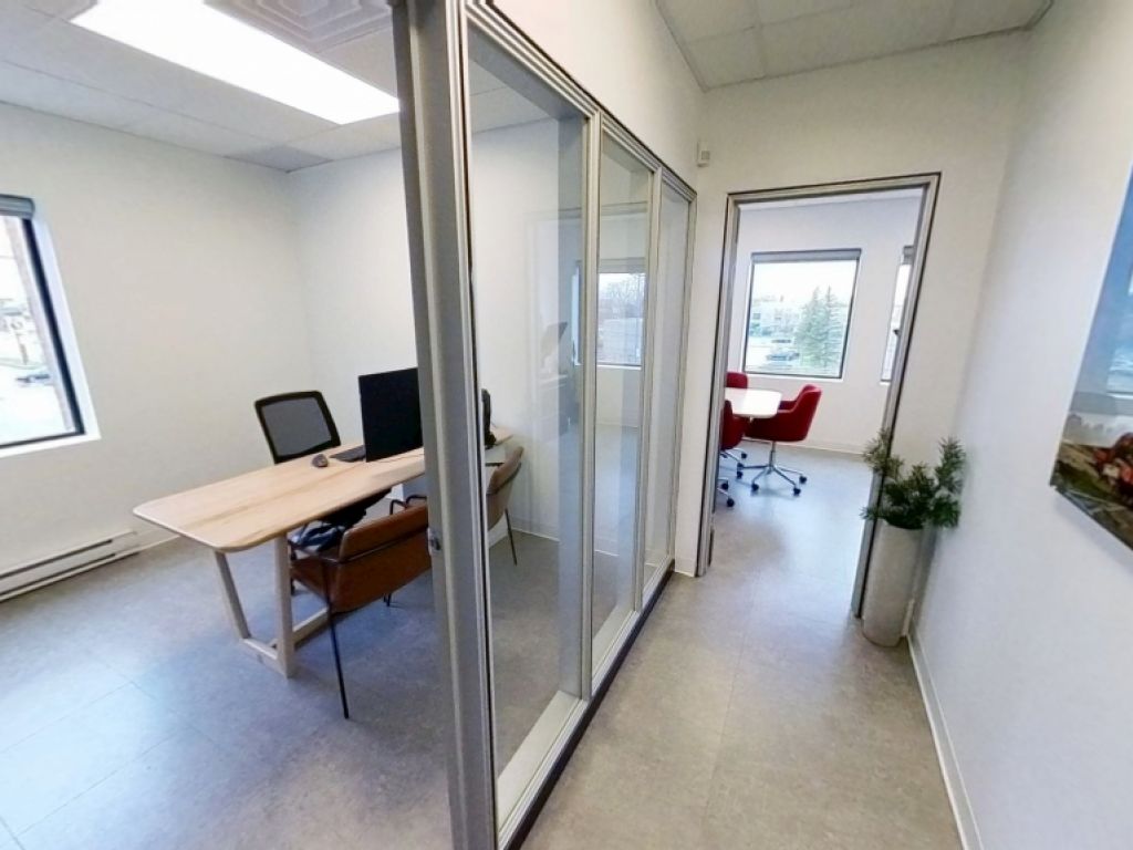 Bureau � louer � Local 202 � 895, boulevard Charest Ouest, Saint-Sauveur