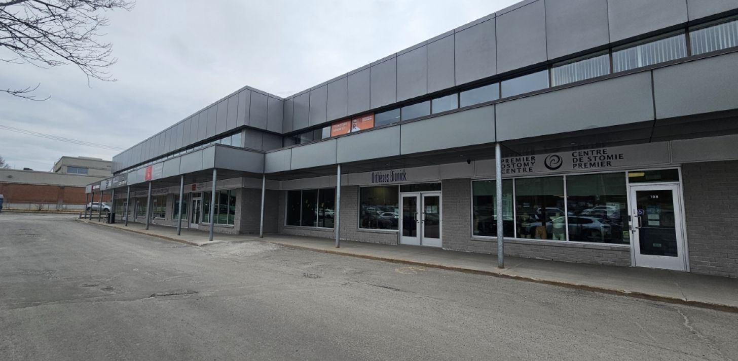 LOCAL COMMERCIAL - STE-FOY - For Rent