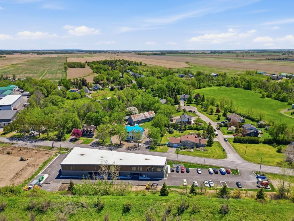 Espace Industriel et Commercial de 1er Choix � Louer